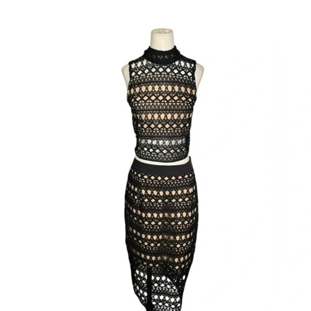 STRUT & BOLT - Two piece Set Lace Crotchet Crop Top & Skirt - Black & Nude - Picture 3 of 5